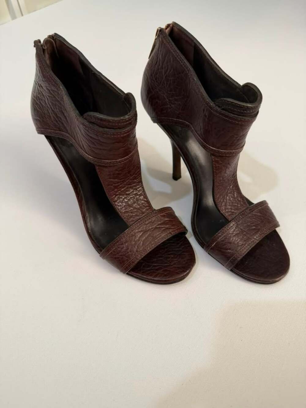 Tory Burch Brown Leather Back-Zip Cutout T-Strap Heeled Sandals